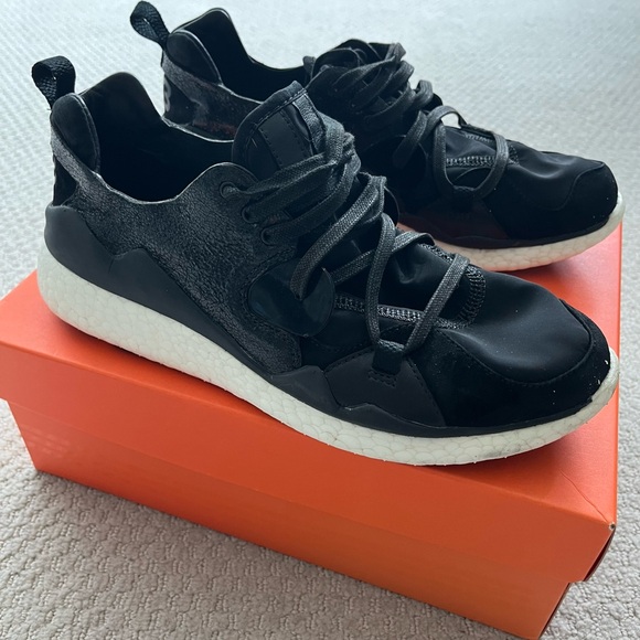 Y-3 Runners - Picture 1 of 7